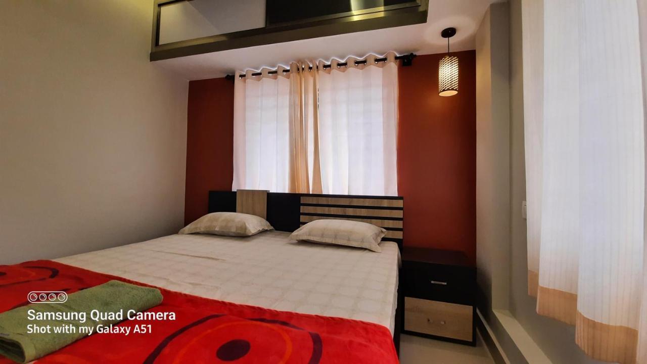 Varam Homestay Мадікері Екстер'єр фото